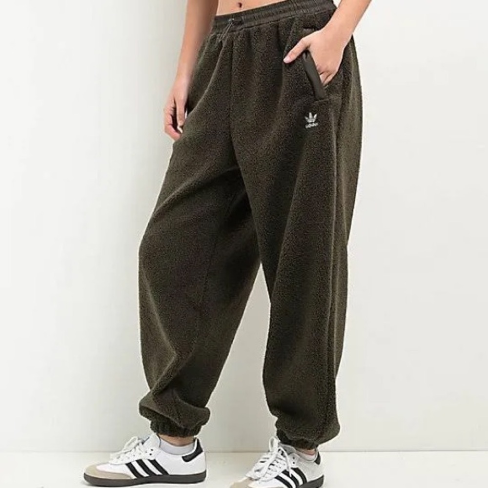 Adidas Teddy Fleece Velvet Olive Sweatpants - Picture 14 of 16